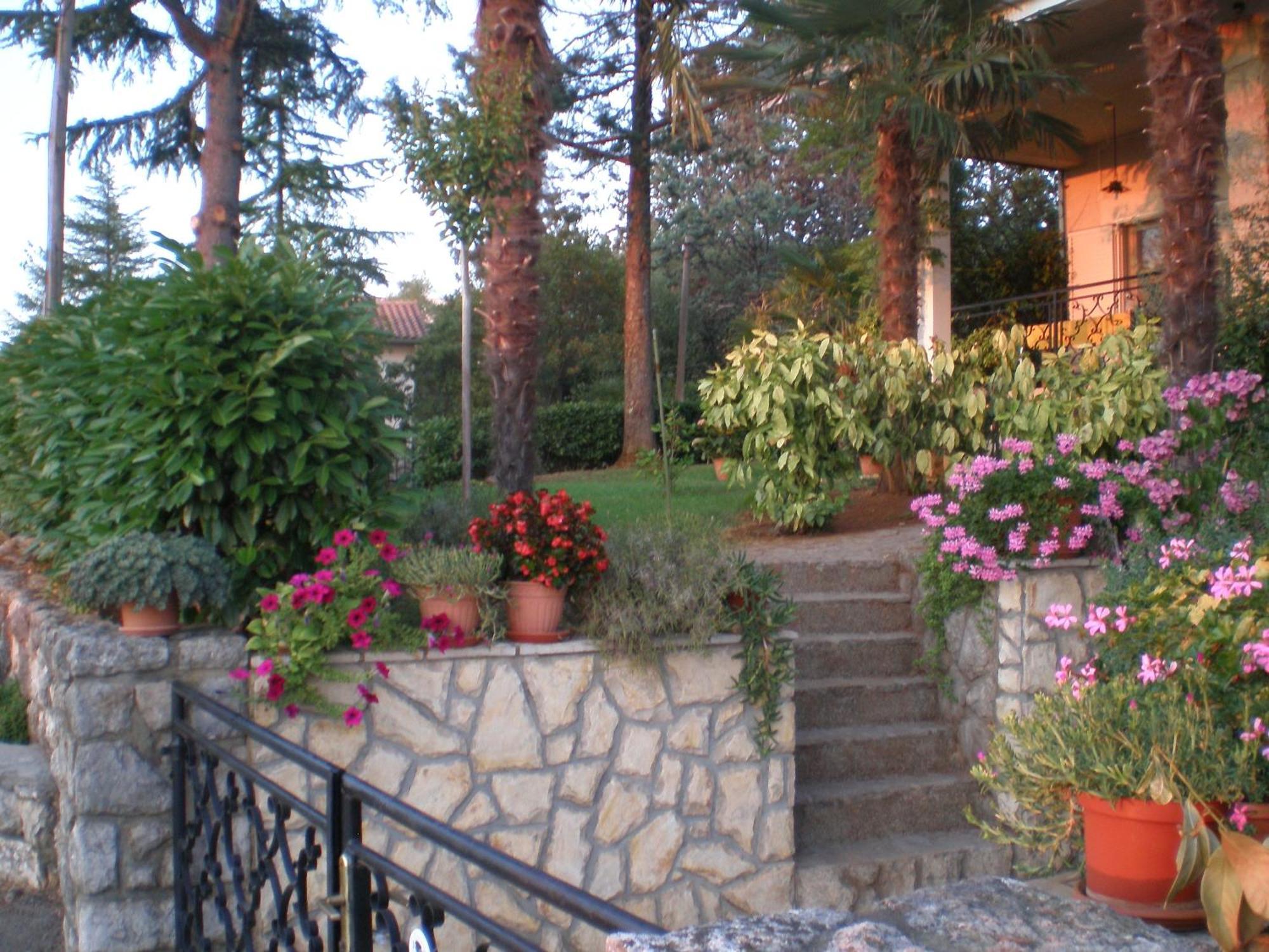 Apartments Villa Elizabet Malinska Exterior foto